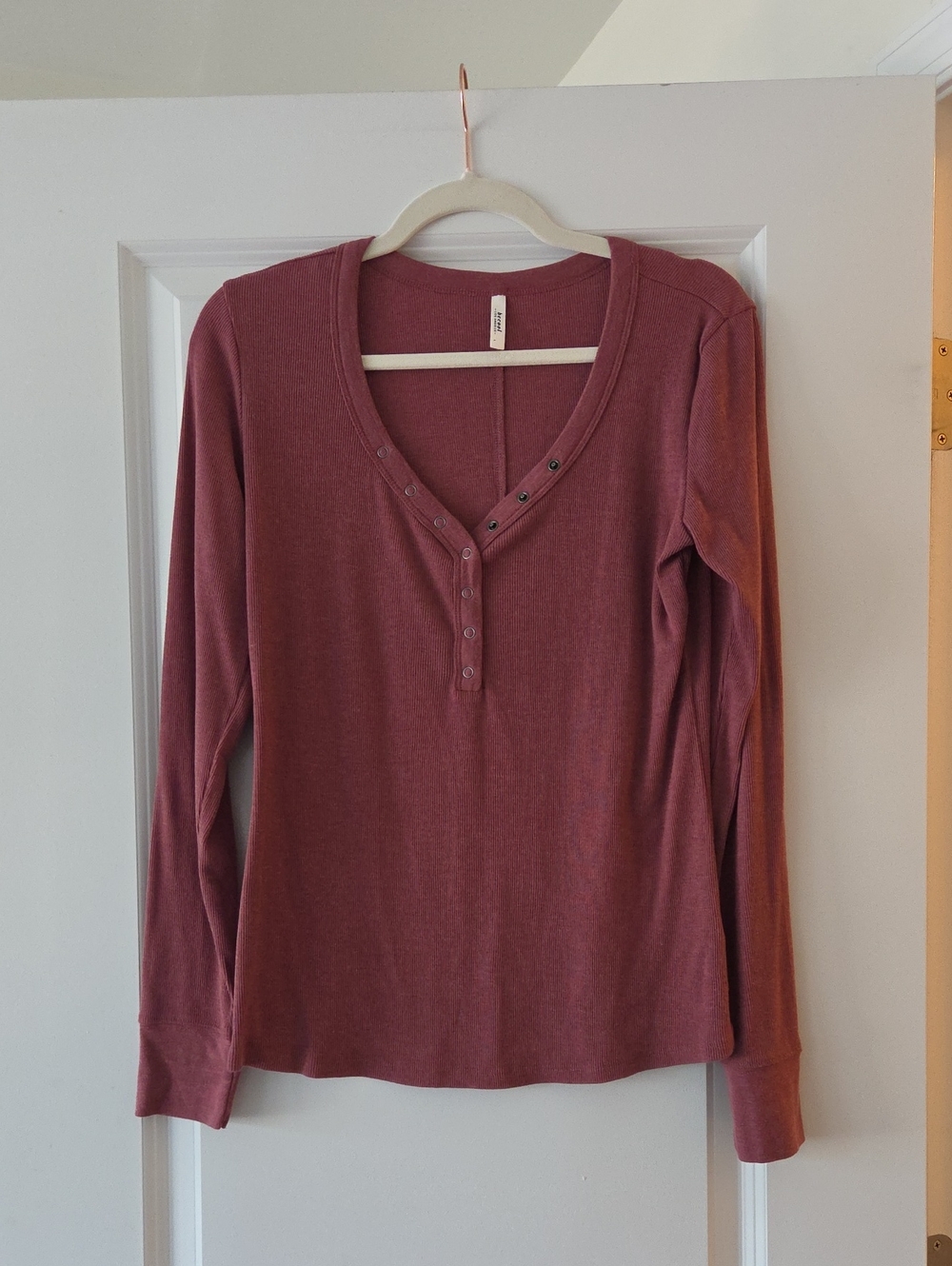 Women's Long-Sleeve Henley Top in Dusty Rose